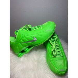 Nike Shox R4 Women's Sneakers Green Strike Metallic HV0839-398